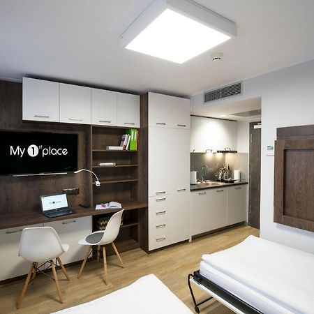 My 1St Place Poznan Lejlighedshotel Eksteriør billede
