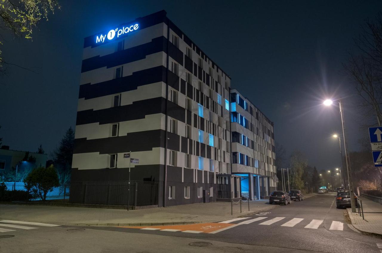 My 1St Place Poznan Lejlighedshotel Eksteriør billede